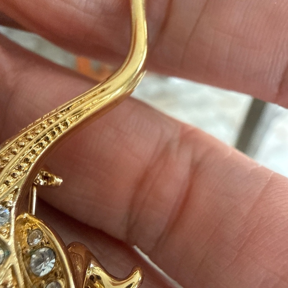 Gold Lizard Pin Rhinestone Jewelry - Picture 4 of 7